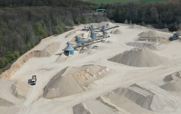 Vue du ciel des lignes de production